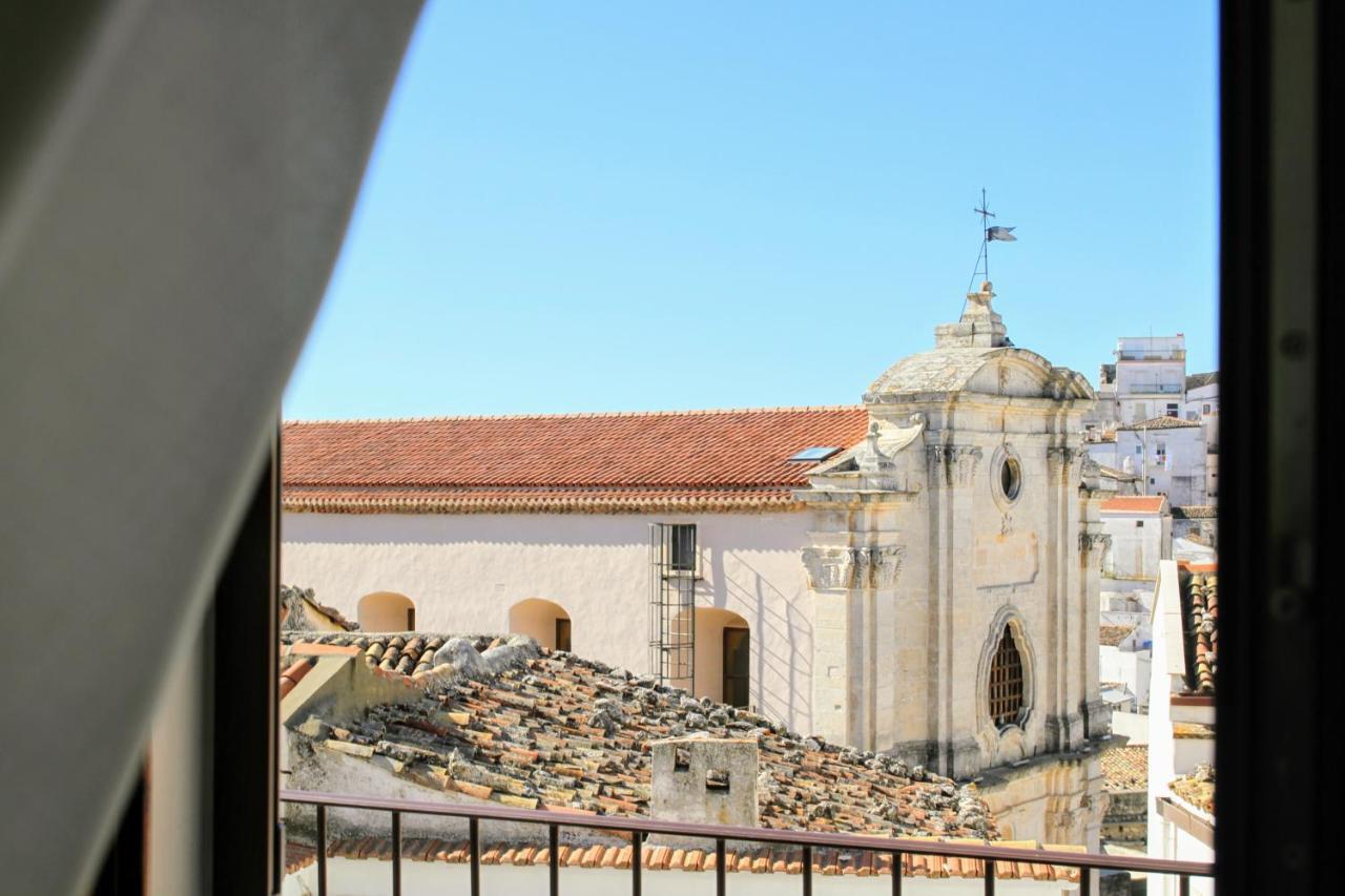 Rooms Dimora Arco - Affitti Brevi Italia Monte SantʼAngelo Exterior foto