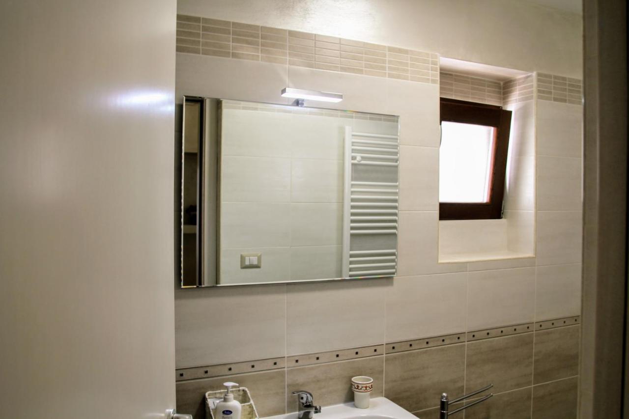 Rooms Dimora Arco - Affitti Brevi Italia Monte SantʼAngelo Exterior foto
